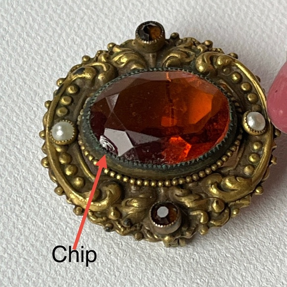 Vintage Etruscan Brooch Brass Natural Pearl Amber Glass Cabochon - Picture 3 of 8